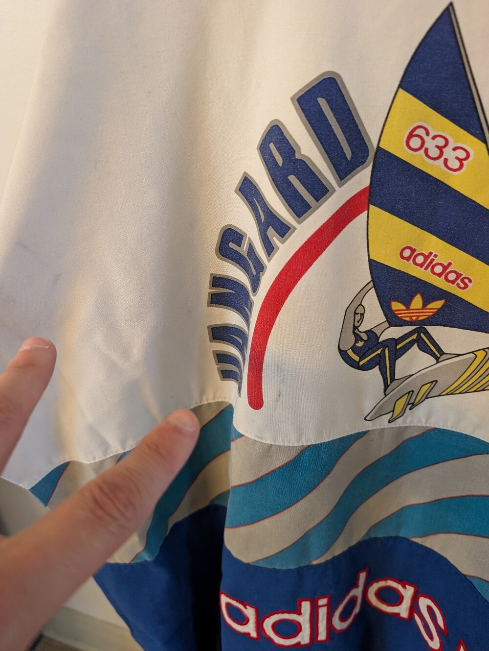 🔥RARE Vintage 1980s Adidas Vangard Windsurfing crewneck sweatshirt - Unisex 🔥 - Picture 15 of 16